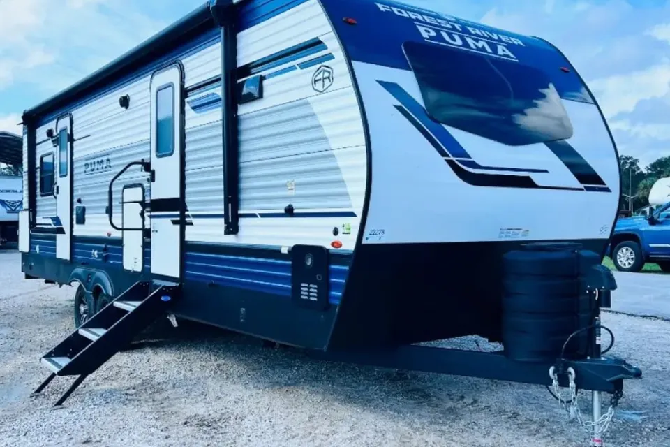 Parker's Forest River 26FKDS Travel Trailer