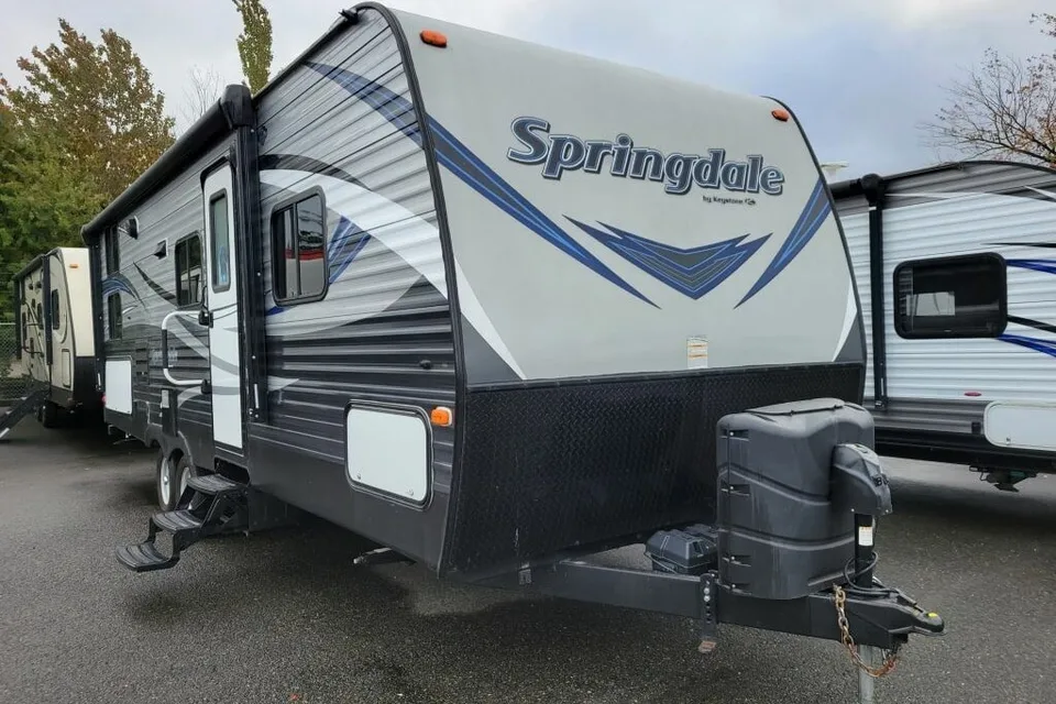 Richard's Little Springdale 240BHE Travel Trailer