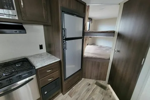 Richard's Little Springdale 240BHE Travel Trailer