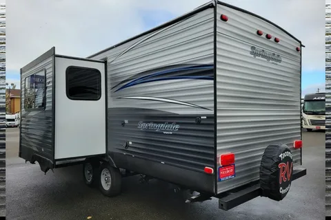 Richard's Little Springdale 240BHE Travel Trailer