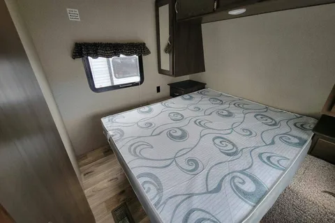Richard's Little Springdale 240BHE Travel Trailer