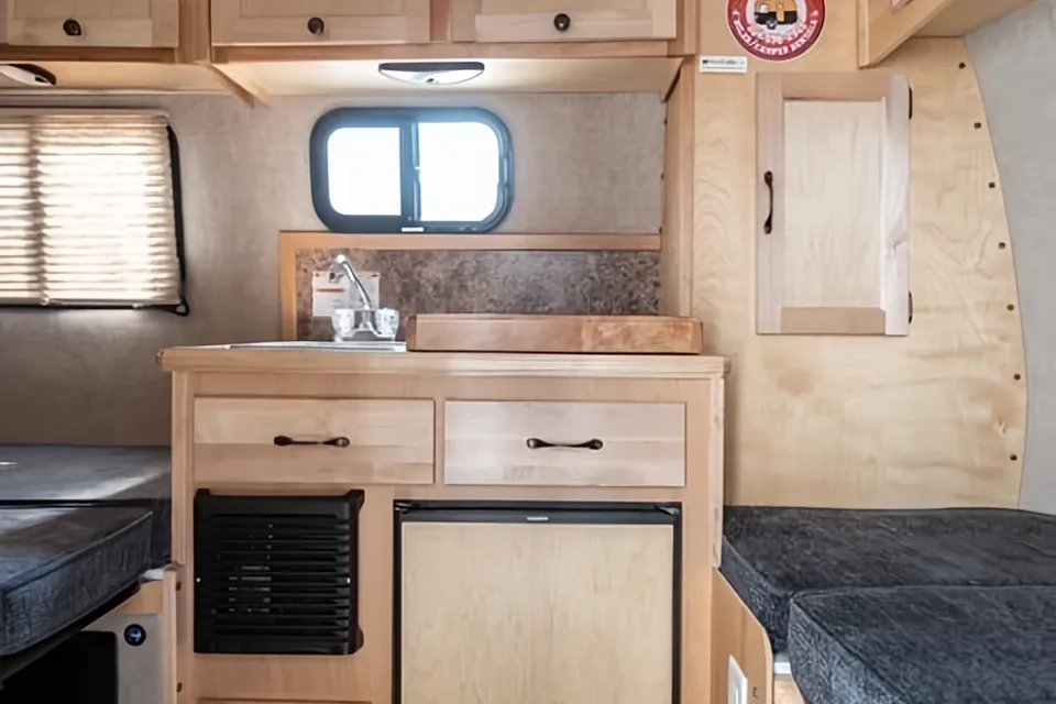 Chad's Scamp Deluxe 13' Scamp Micro Trailer