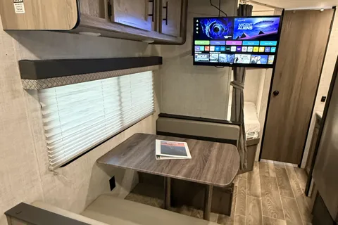 BRAND NEW RV! 2021 Gulf Stream RV Amer-Lite 24BH