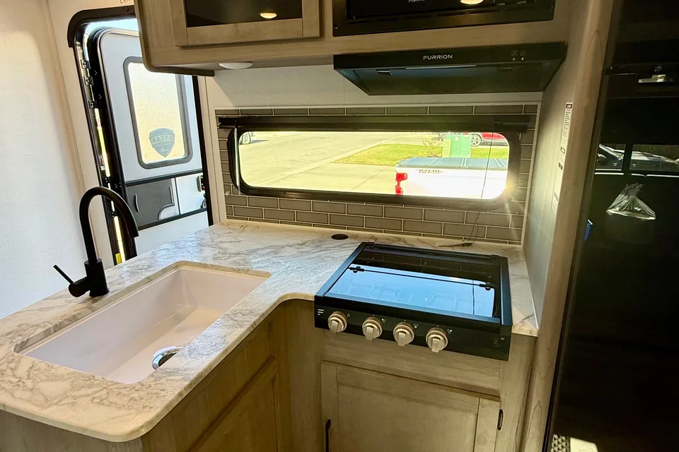 Krista's Dutchmen Kodiak 27SBH Travel Trailer