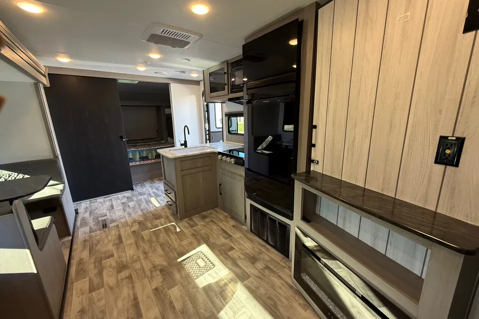 Krista's Dutchmen Kodiak 27SBH Travel Trailer