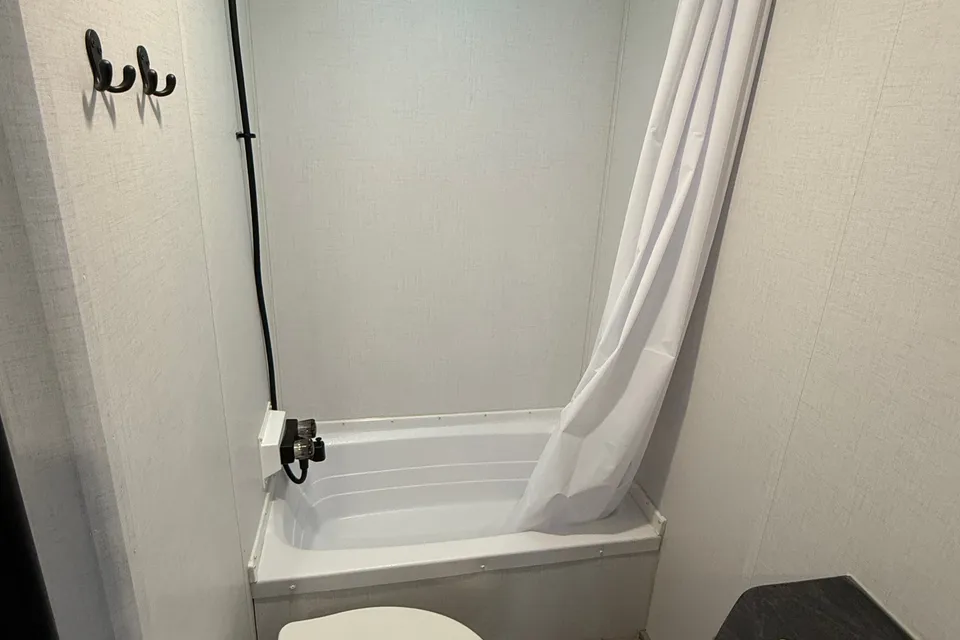 Krista's Dutchmen Kodiak 27SBH Travel Trailer