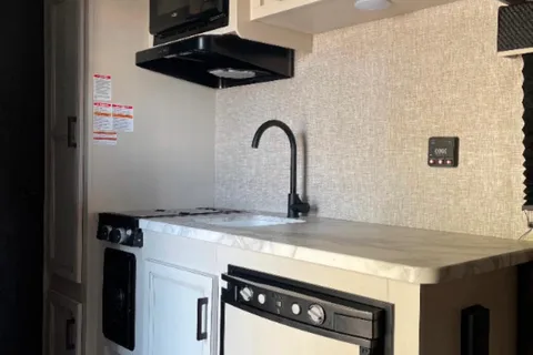 Amy's Jayco Jay Flight 154BH Travel Trailer