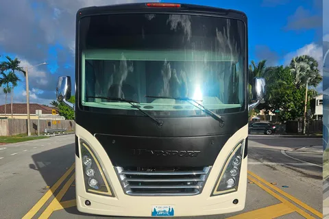 Argento's Thor Motor Coach WINSPORT 34J Class A