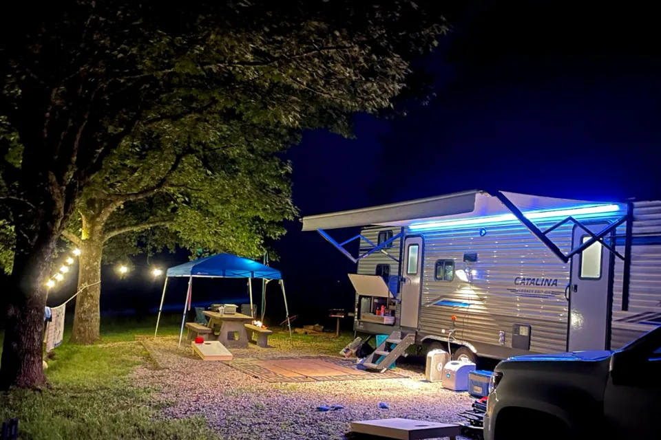 John's Coachmen Catalina Legacy Edition Travel Trailer