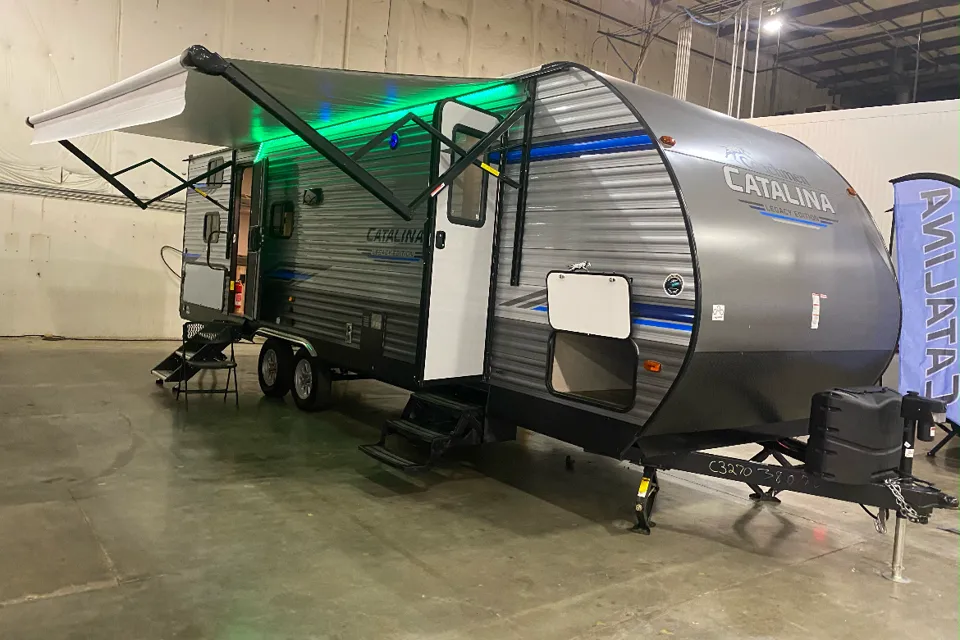 John's Coachmen Catalina Legacy Edition Travel Trailer