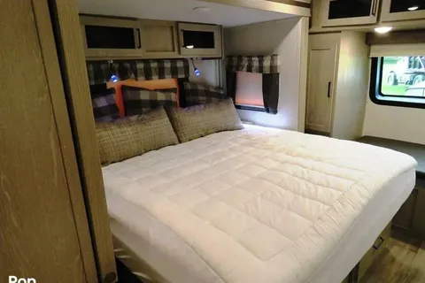 Peter's Forest River Flagstaff super lite 29rbs Travel Trailer