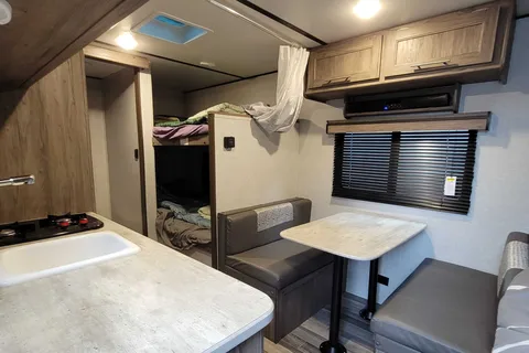 Cozy Camper Sandbanks PEC