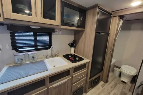 Cozy Camper Sandbanks PEC