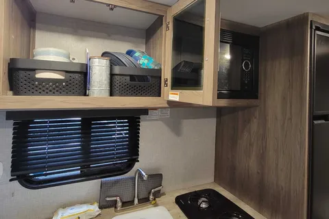 Cozy Camper Sandbanks PEC