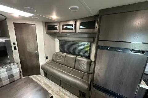Grand Design Transcend Bunkhouse
