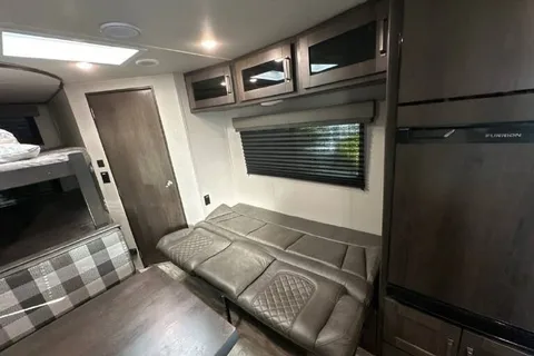 Grand Design Transcend Bunkhouse