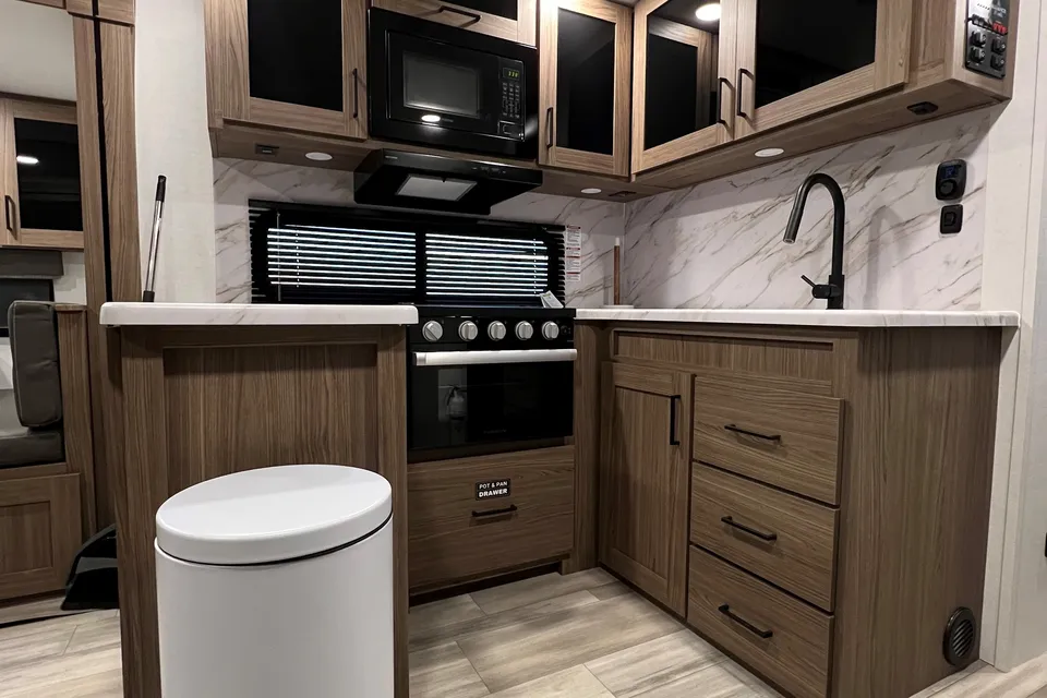 2025 Alliance RV Delta Travel Trailer