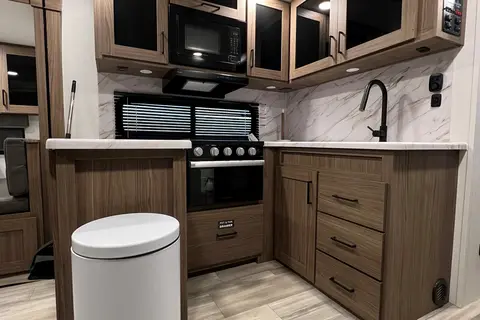 2025 Alliance RV Delta Travel Trailer