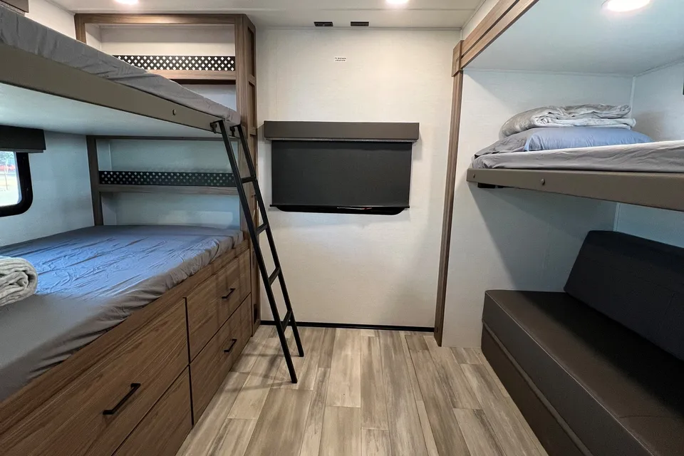 2025 Alliance RV Delta Travel Trailer