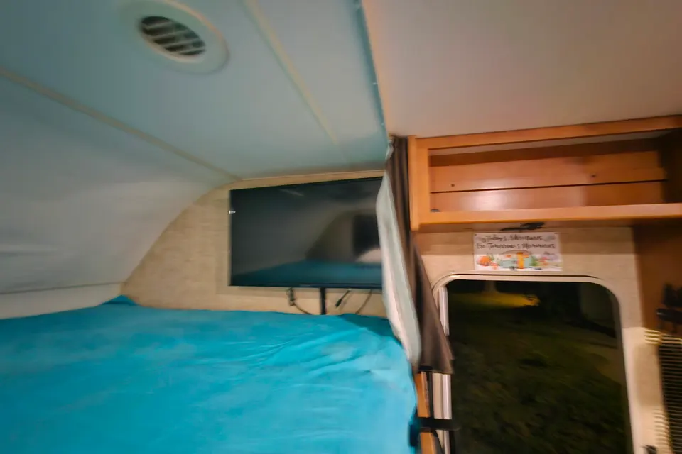 Adventure Ready! Winnebago Minnie Winnie – Sleeps 5–6