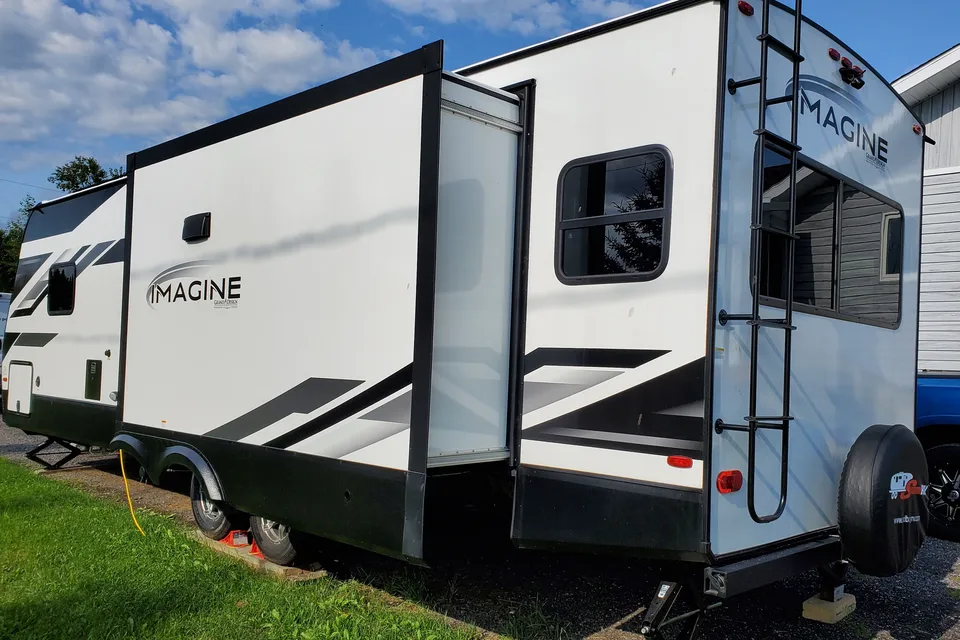 Grand Design Imagine 2970RL Travel Trailer