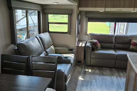 Grand Design Imagine 2970RL Travel Trailer