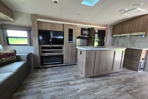 Grand Design Imagine 2970RL Travel Trailer