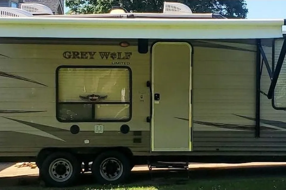 Aimee 's Forest River 26rr Toy Hauler