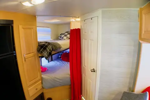The Tin Can Cottage - Glamping at it's Best