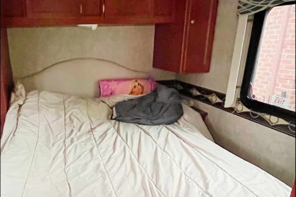 Annie's winnebago Itaska Spirit  Class C
