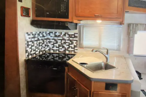 Susan's Winnebago Spirit Class C