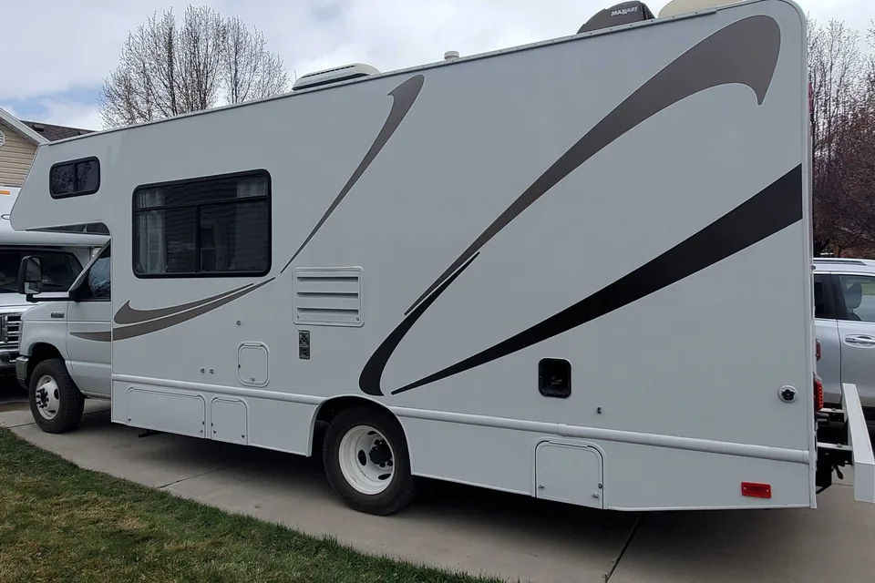 Thor Majestic 23a - UTAH - Unlimited Miles