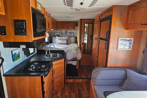 Thor Majestic 23a - UTAH - Unlimited Miles