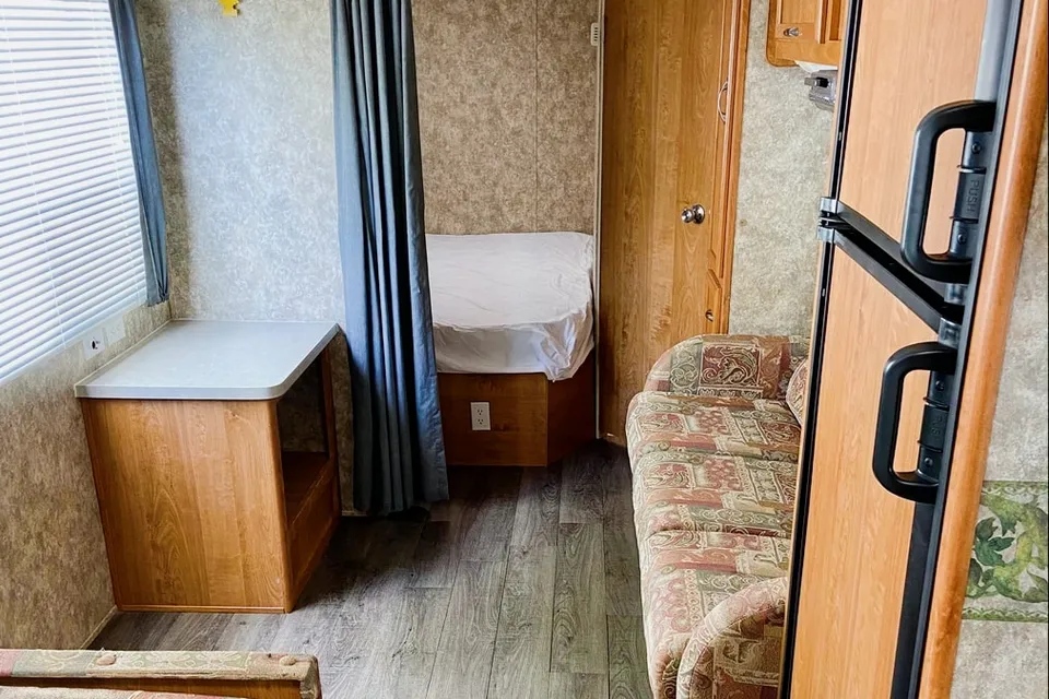Catalina Coachmen Travel Trailer