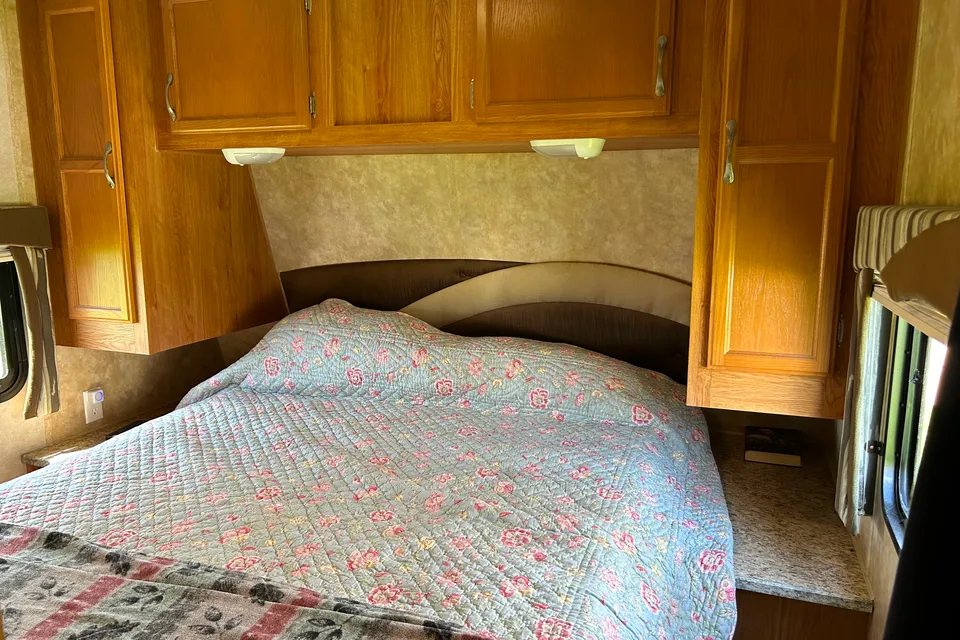 Nicole's Jayco G2 Travel Trailer