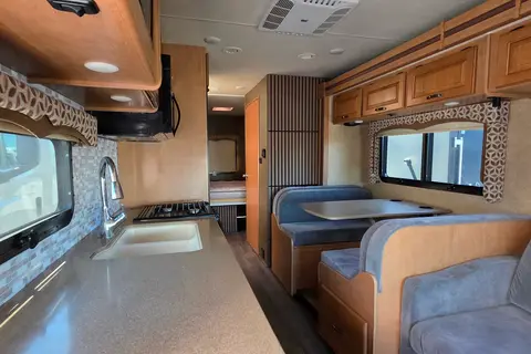 2016 Ford E450 Four winds Class C