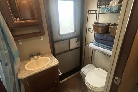 Ken's Kozy Kodiak Express 299BHSL Travel Trailer
