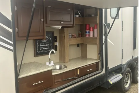 Ken's Kozy Kodiak Express 299BHSL Travel Trailer