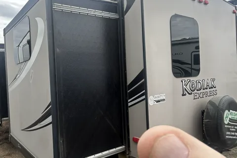 Ken's Kozy Kodiak Express 299BHSL Travel Trailer