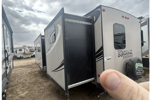 Ken's Kozy Kodiak Express 299BHSL Travel Trailer