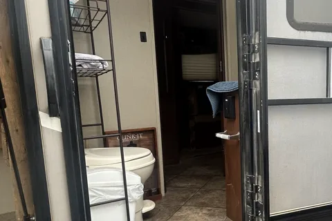 Ken's Kozy Kodiak Express 299BHSL Travel Trailer