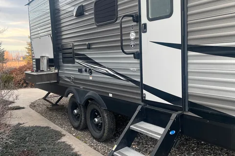 Smart Jay Flight Travel Trailer
