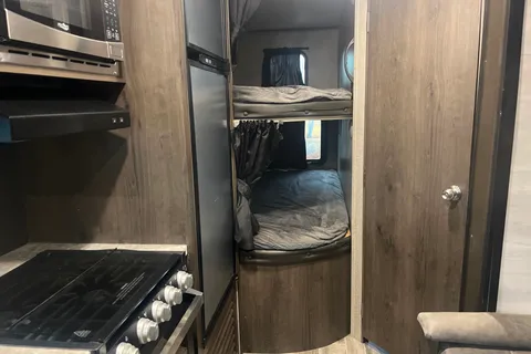Smart Jay Flight Travel Trailer