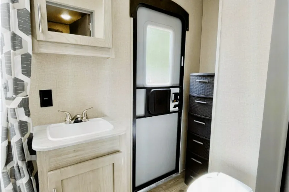 The Catalina Bunkhouse by SYV Trailer Rentals