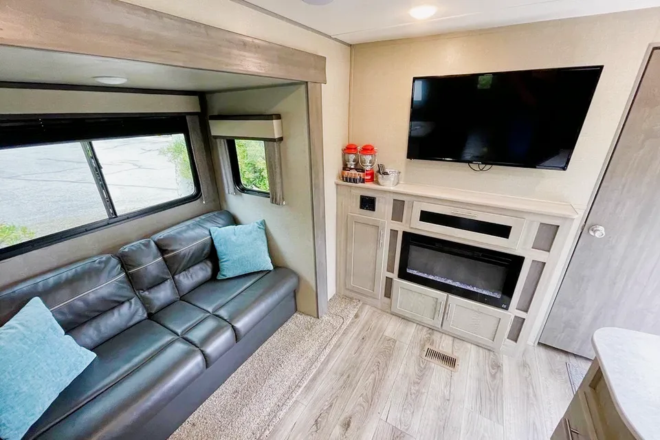 The Catalina Bunkhouse by SYV Trailer Rentals