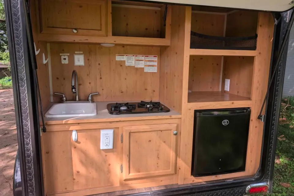 Michael's Sunset Park RV Sunray 109 Micro Trailer