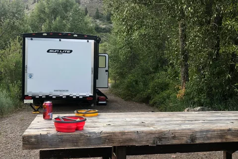 Gena’s New Horizons-Sunset Park RV Sun Lite 21TH Toy Hauler