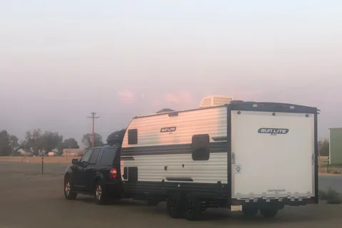 Gena’s New Horizons-Sunset Park RV Sun Lite 21TH Toy Hauler