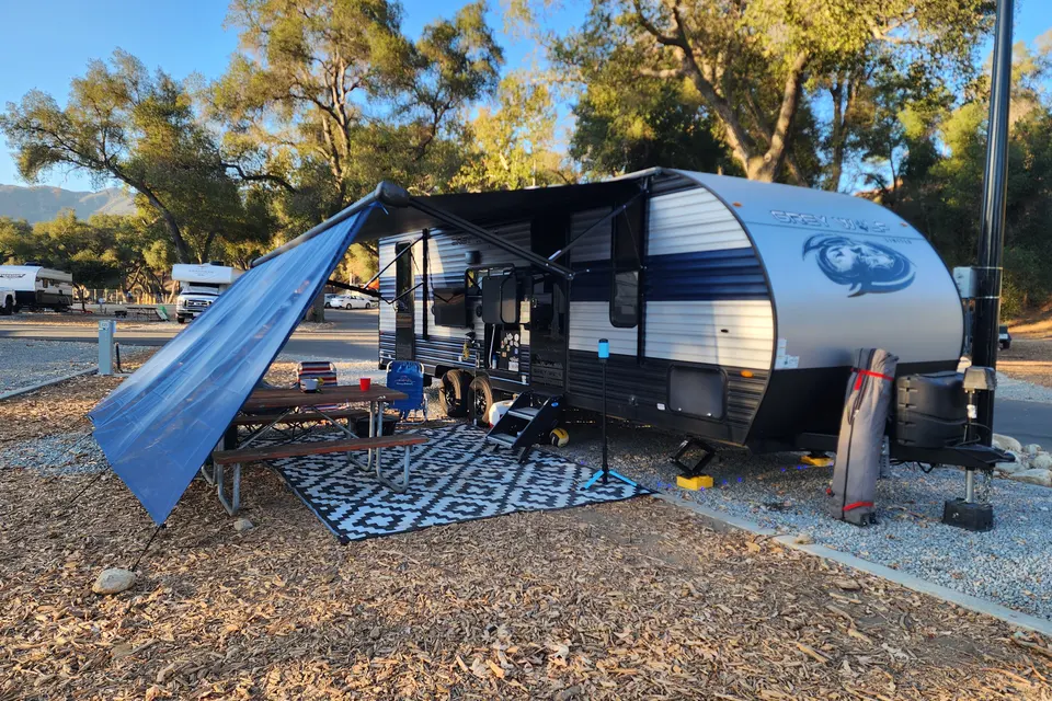 Caramazza Forest River 23DBH Travel Trailer