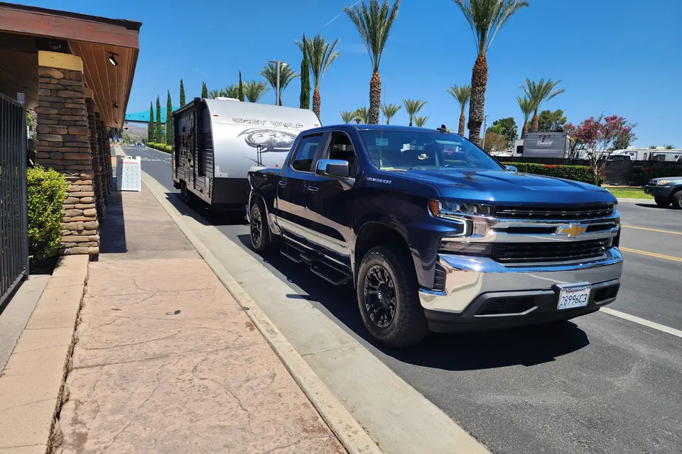 Caramazza Forest River 23DBH Travel Trailer